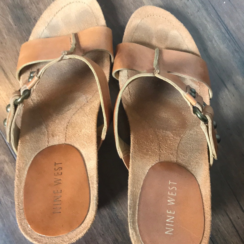 Nine West wedge heels size 7 1/2. Tan leather.